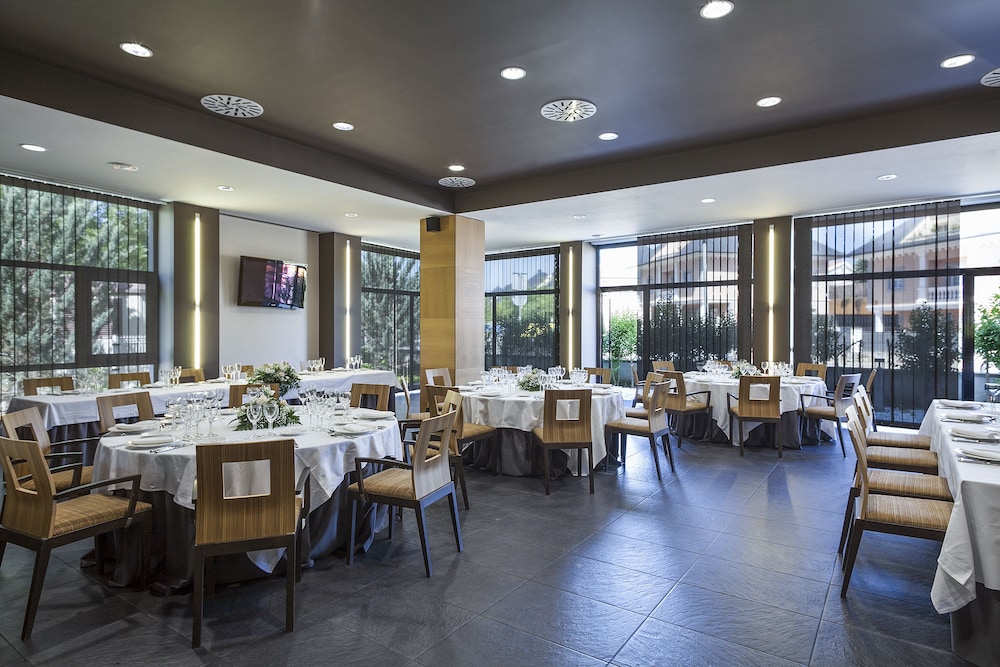 Aparthotel Attica 21 Valles 57/68