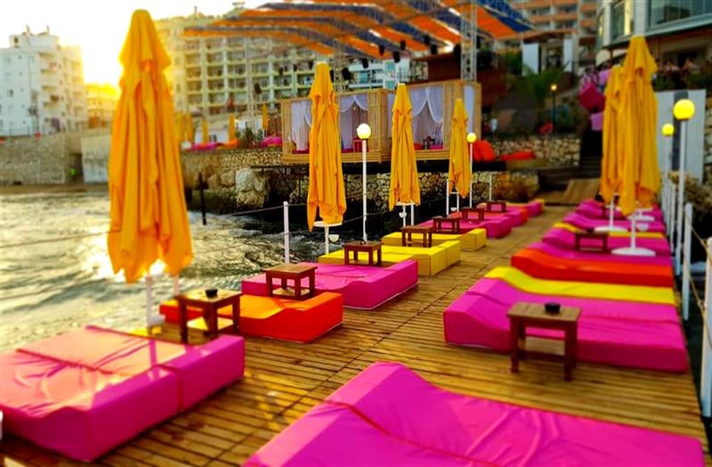 Tepe Beach Hotel 14/20