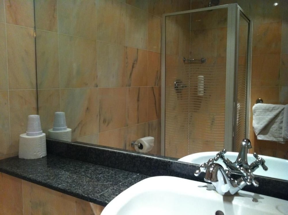 The Mermaid Suite Hotel 3/37