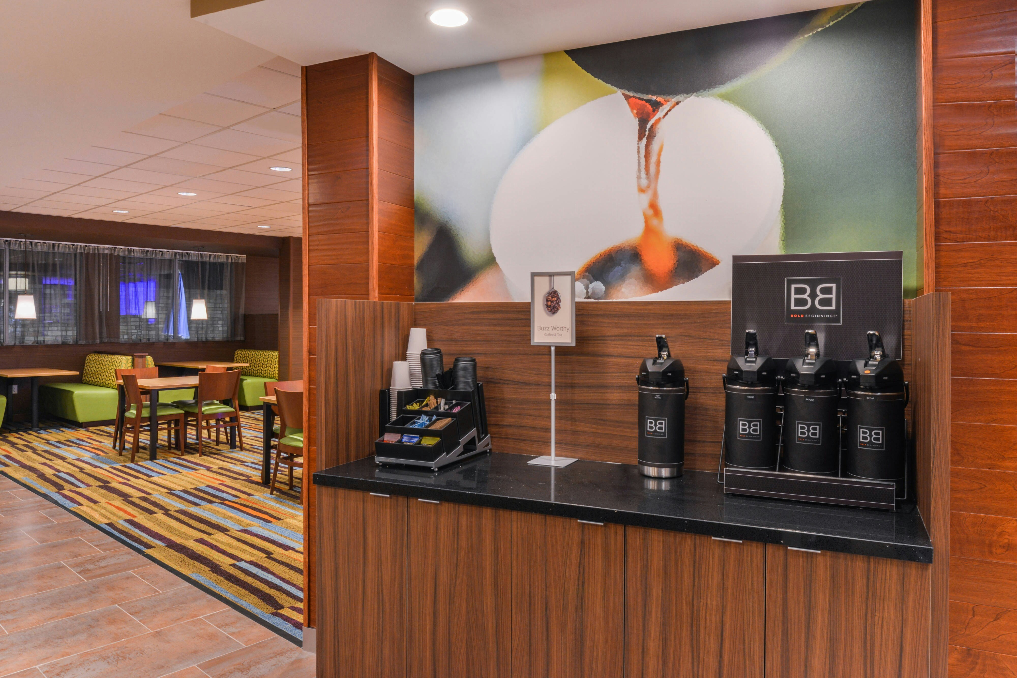 FAIRFIELD INN & SUITES CORALVILLE 7/49