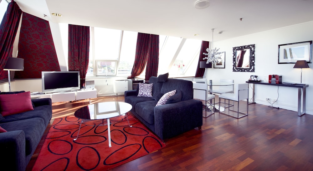 Home Hotel Grand Olav 19/37