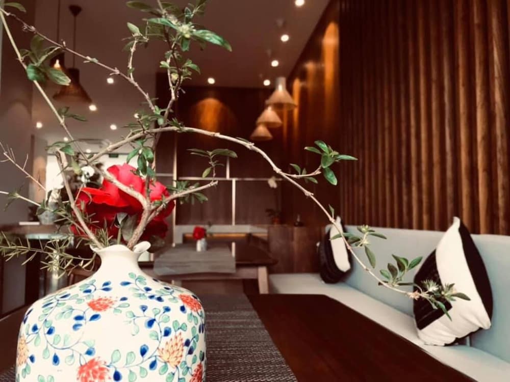 Moon Hotel & Apartment 21/75