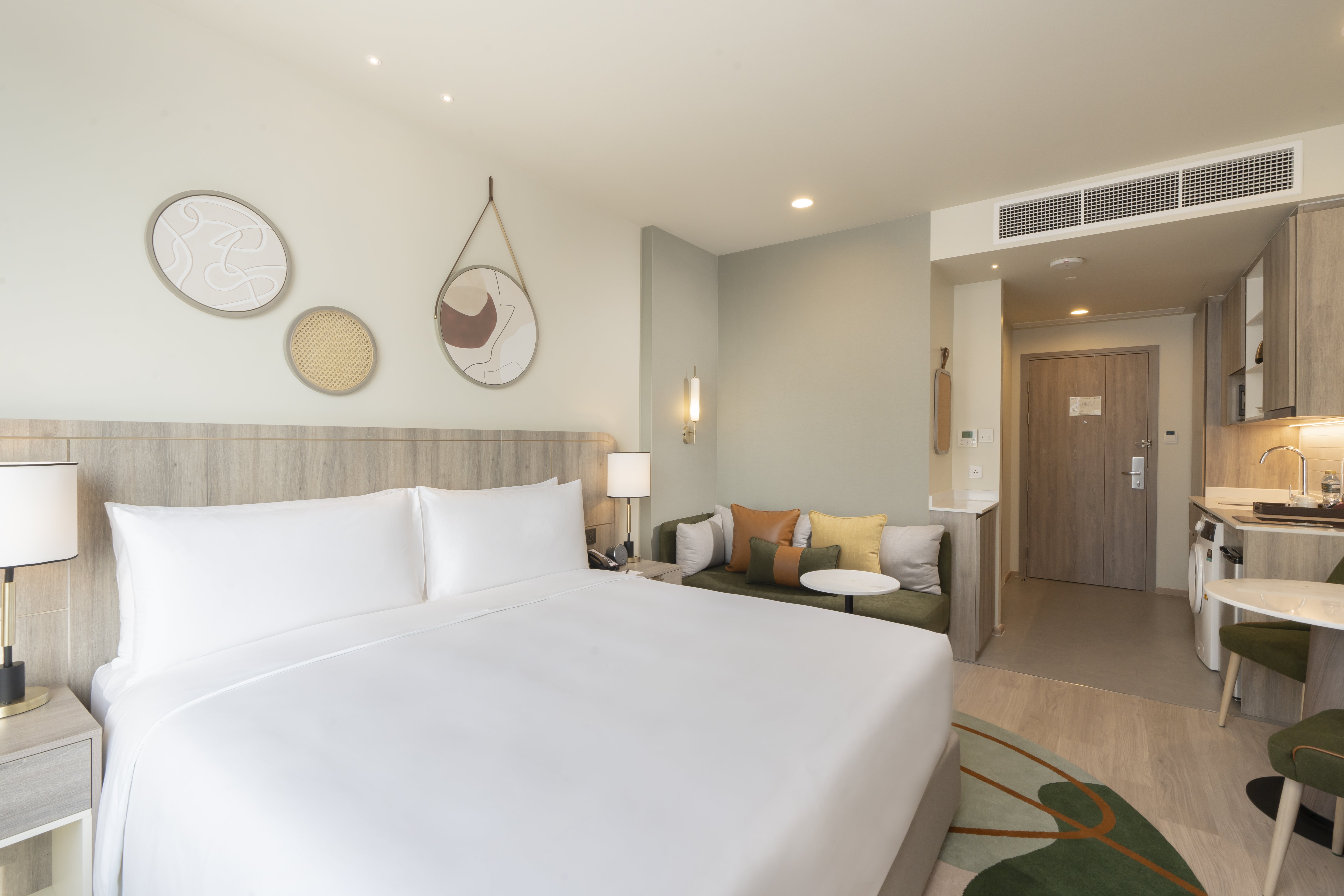 Staybridge Suites Bangkok Sukhumvit 16/50