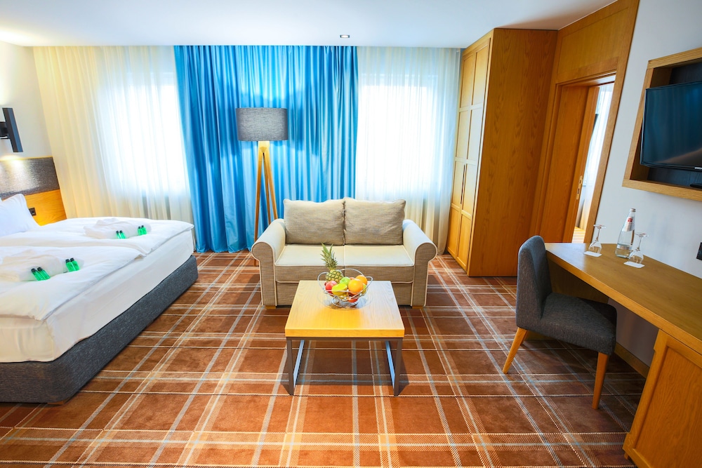 Grand Hotel Suhl 18/50