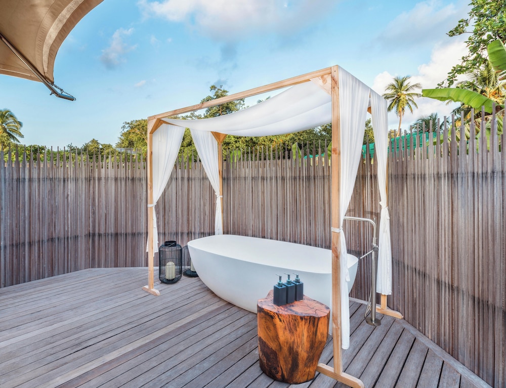 Sirru Fen Fushi Private Lagoon Resort 44/68
