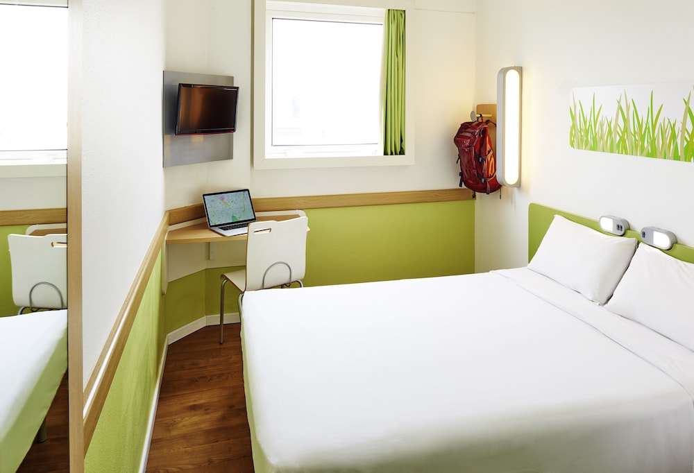 Ibis Budget Manosque Cadarache 17/50