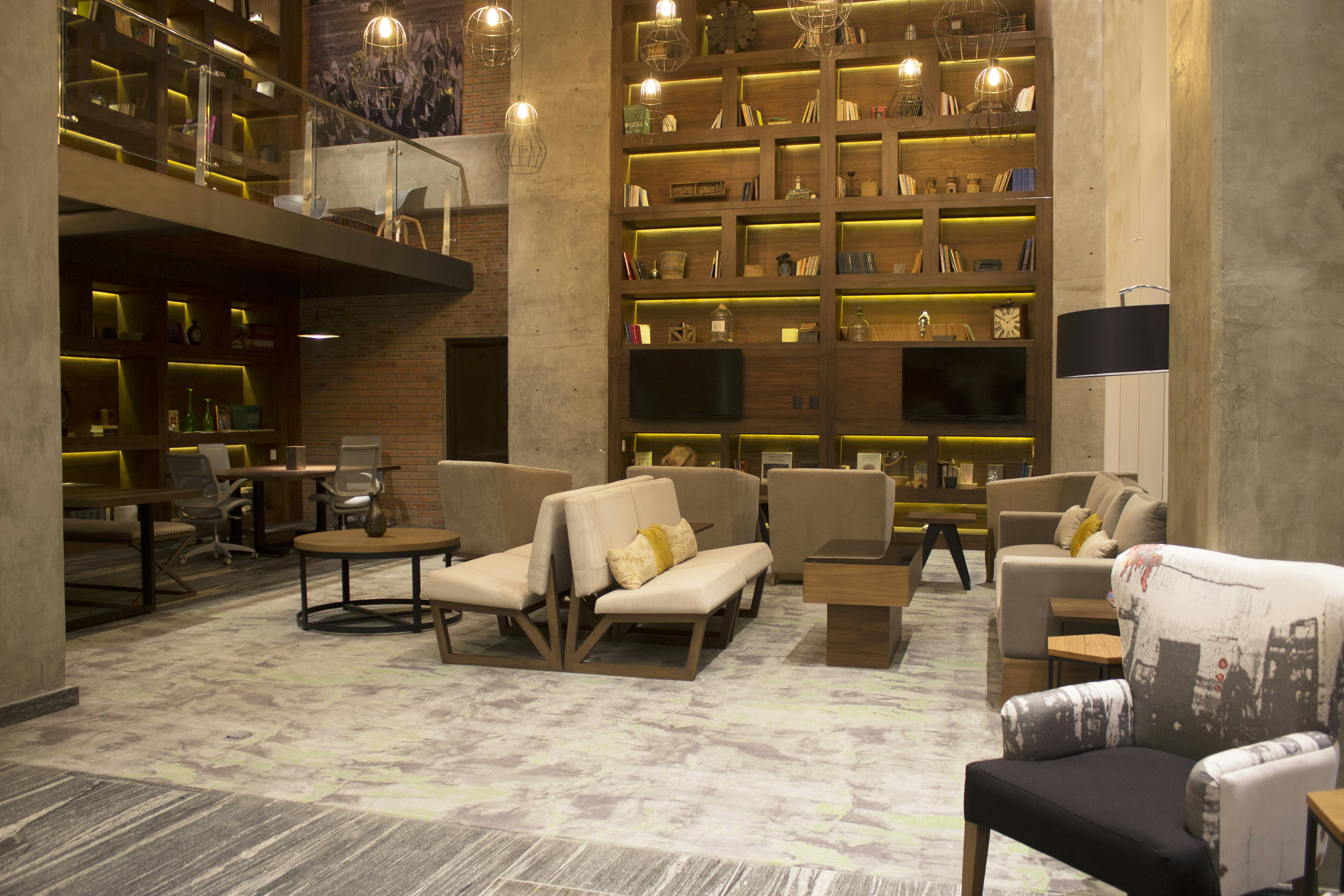 Fiesta Inn Suites Aeropuerto del Bajio Silao 42/62