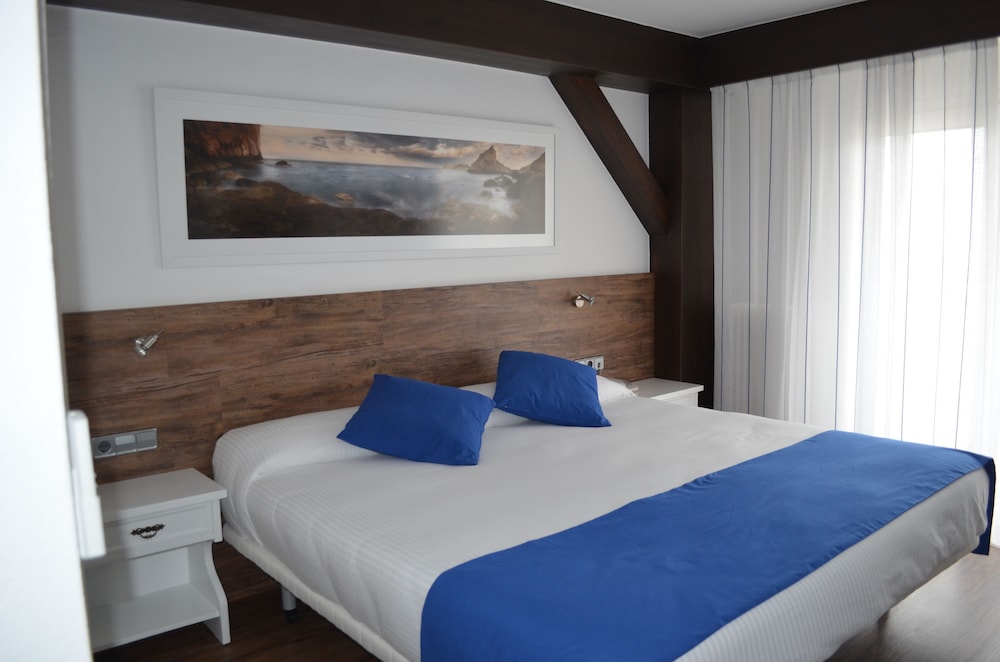 Hotel Santa Anna 15/50