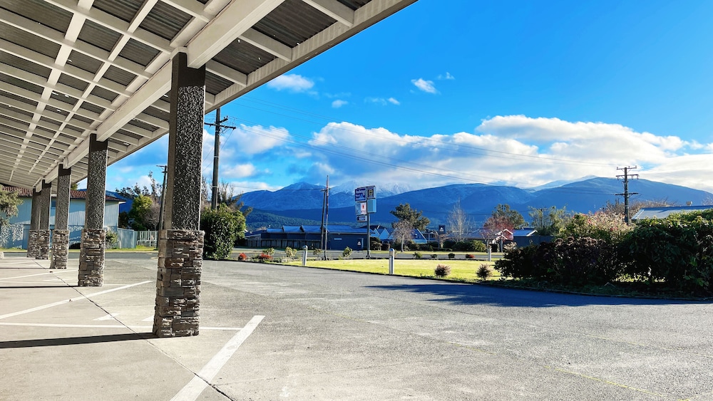 Anchorage Motel 67/74