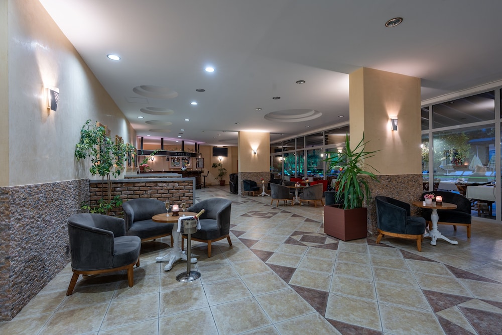 Grand Viking Hotel 28/50