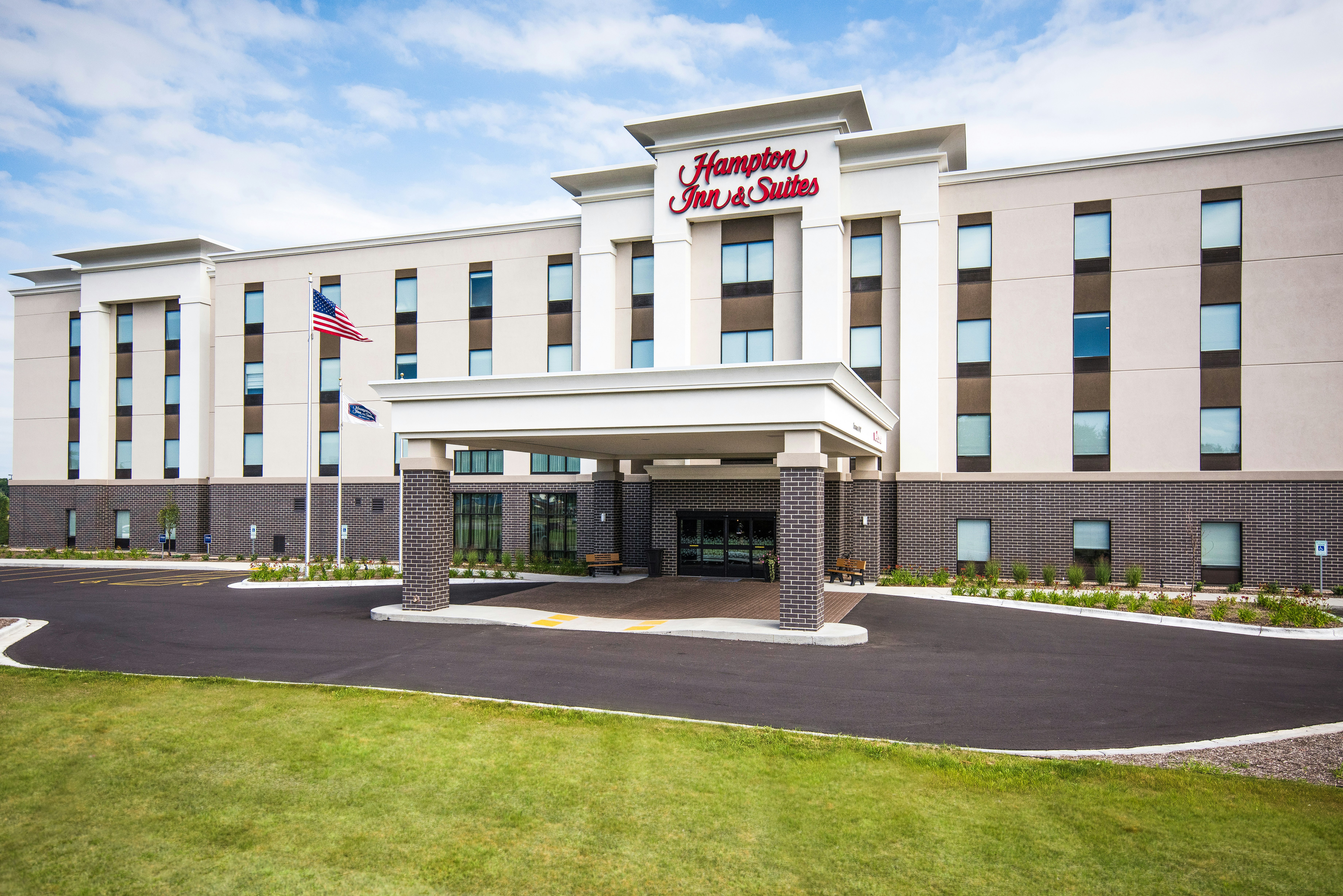 Hampton Inn Suites Wisconsin Dells Lake Delton 28/28
