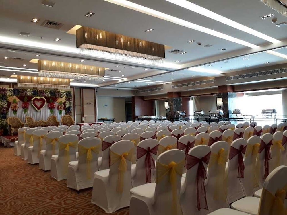 Royal Orchid Central Vadodara 34/50