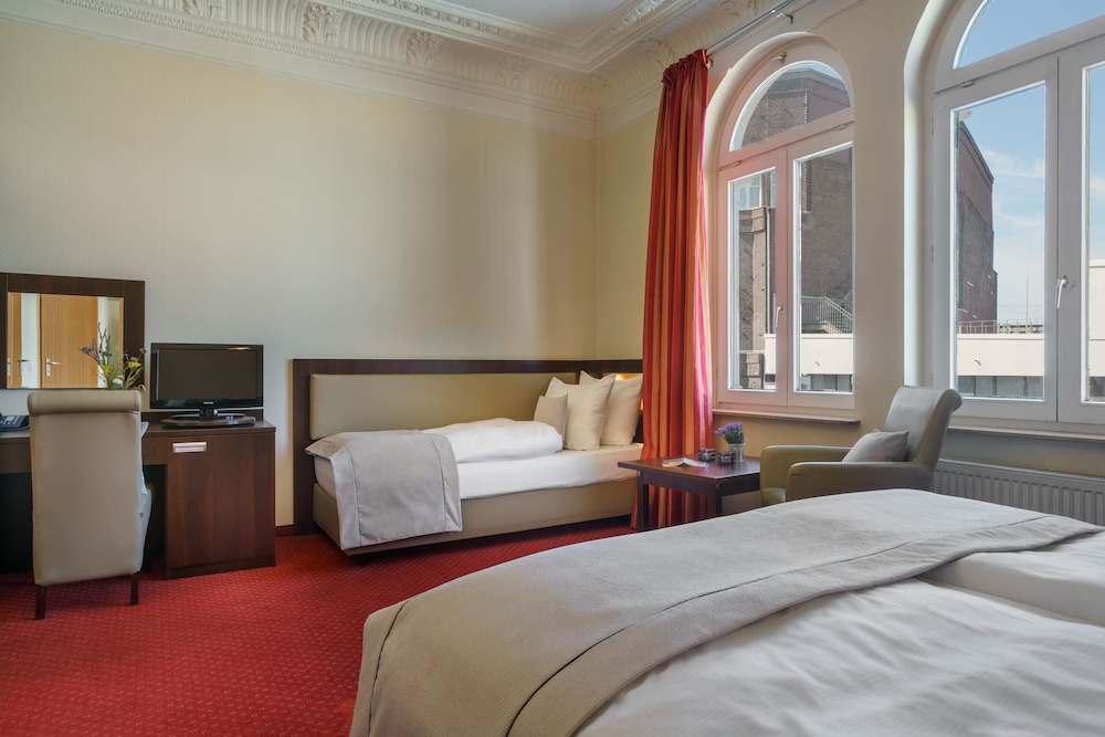 Hotel Graf Moltke 15/75
