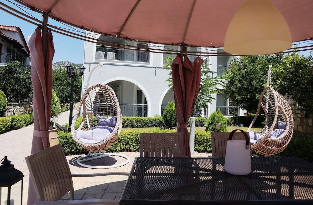 Delphin Rooms Sivota 44/50