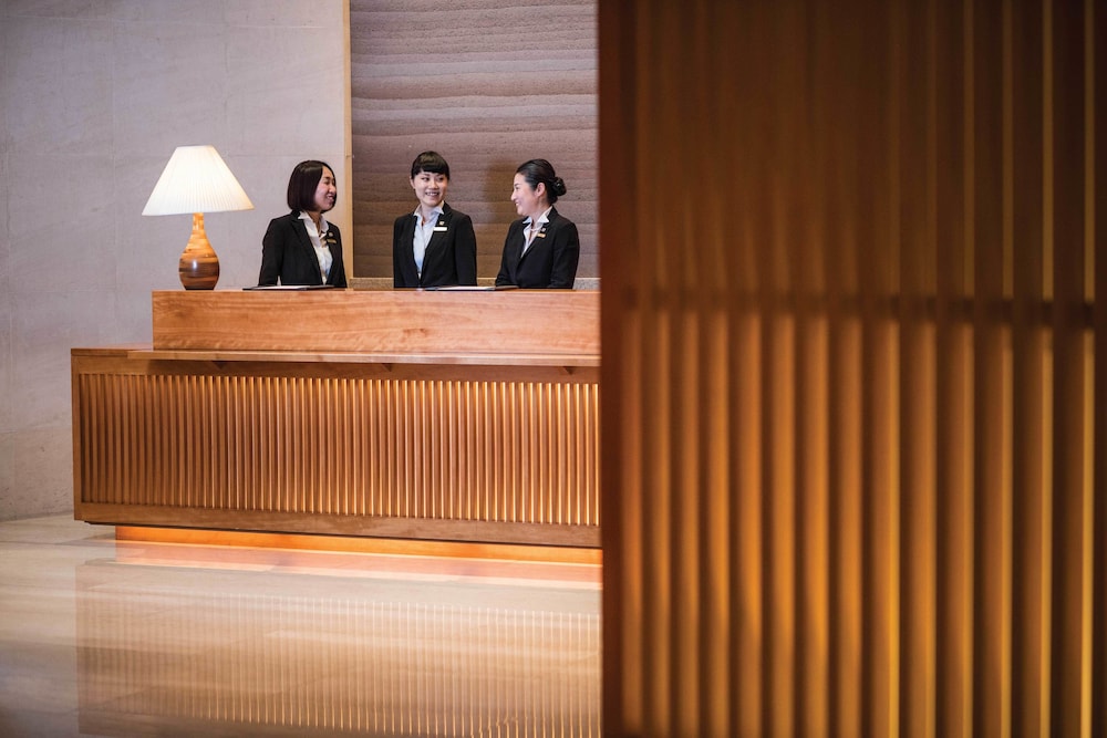 The Peninsula Tokyo 4/78