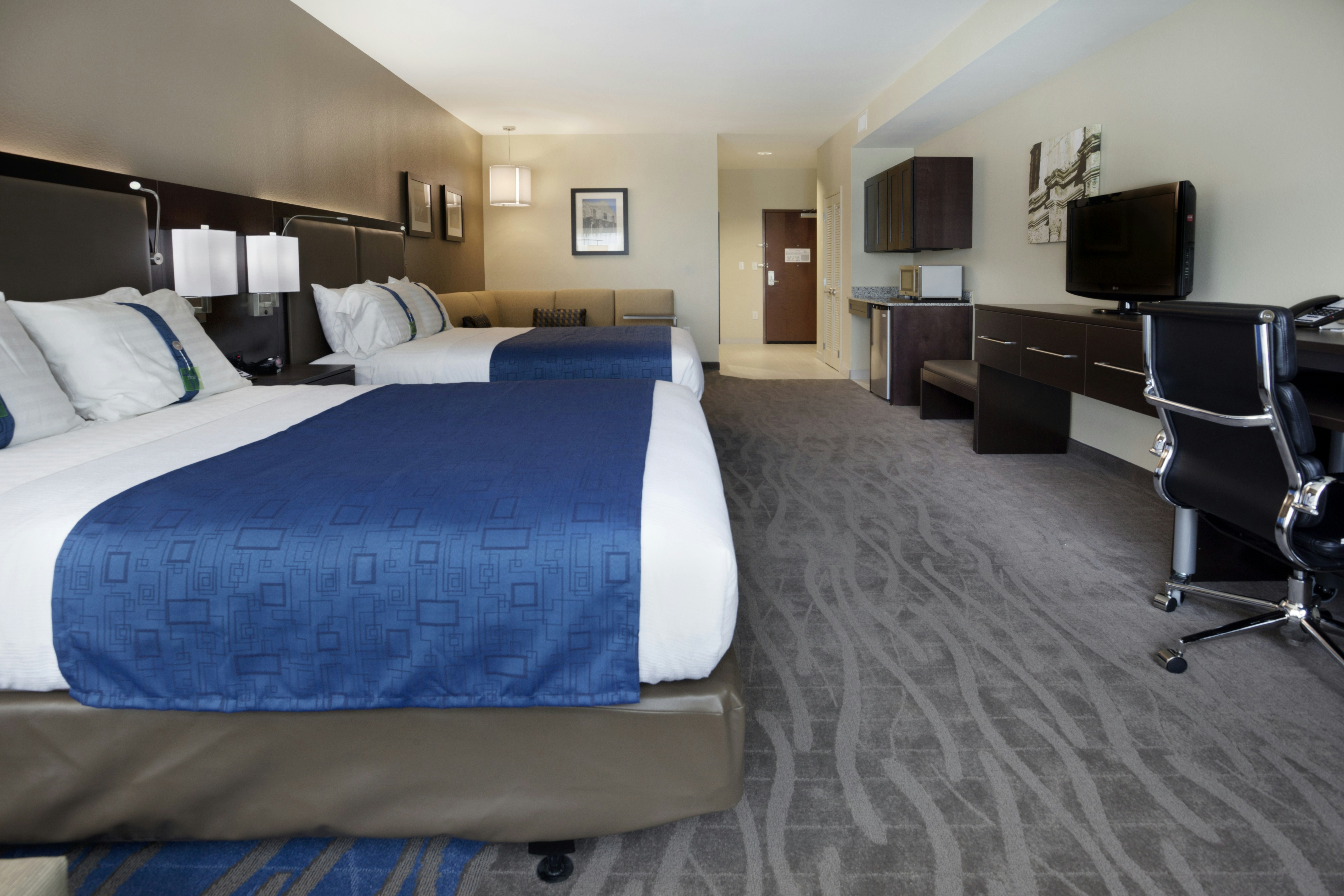 Room, 2 Queen Beds