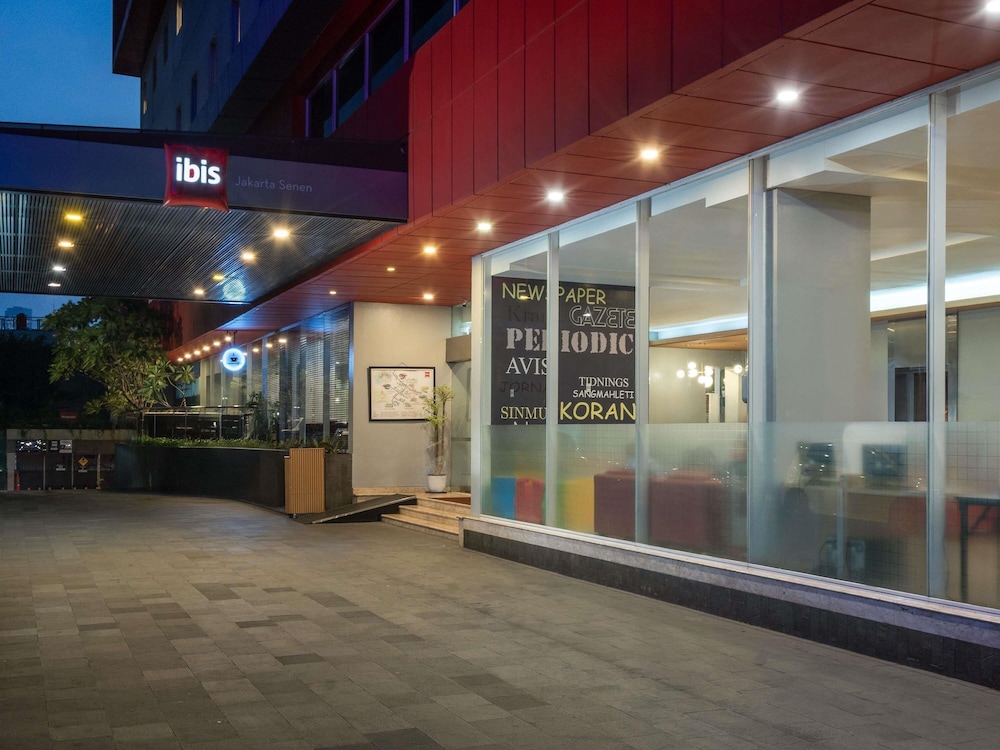 Ibis Jakarta Senen 52/56