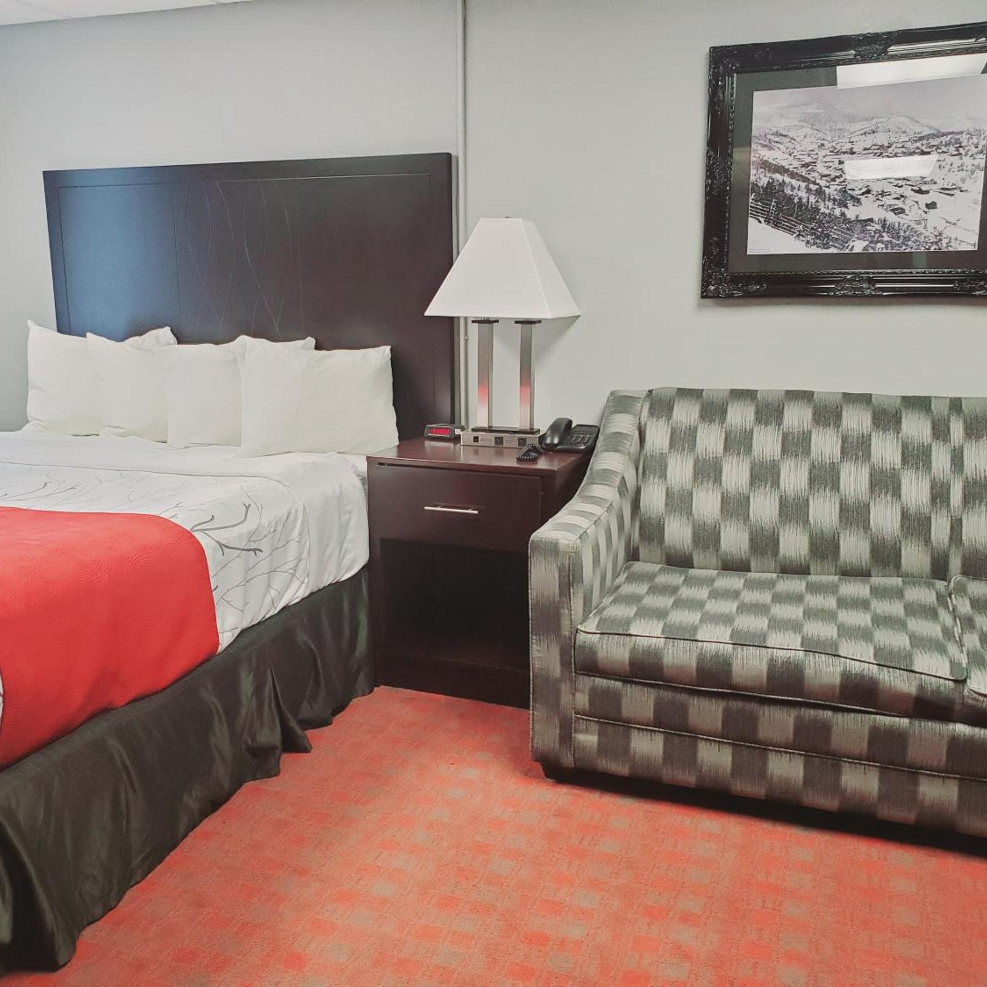 Blackstone Lodge Suites 24/50