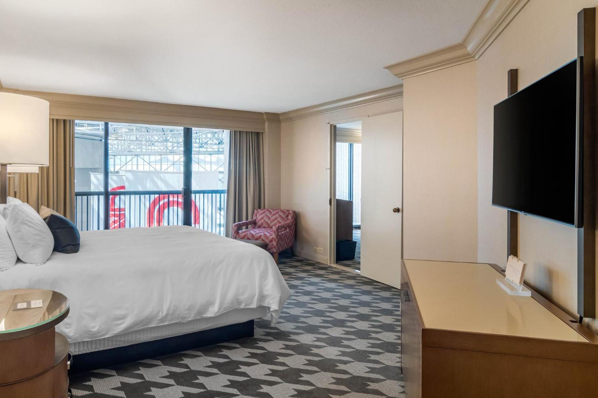 Executive, Suite, King Bed