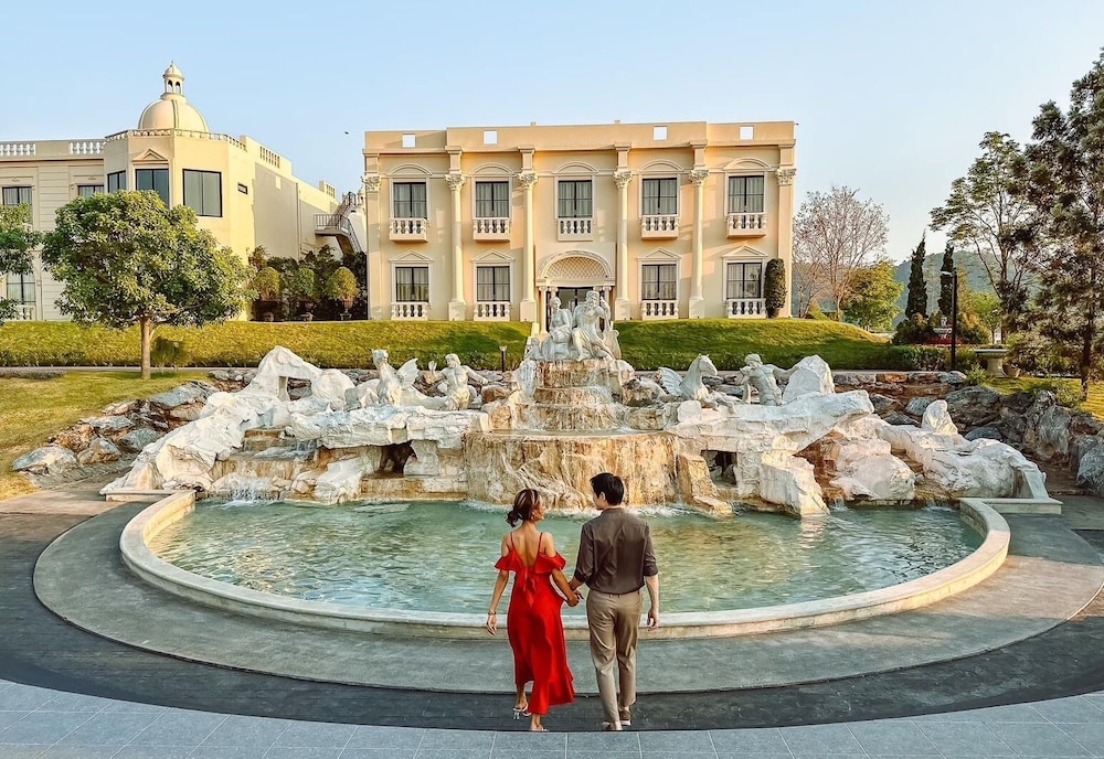 Jupiter Trevi Resort and Spa 9/24