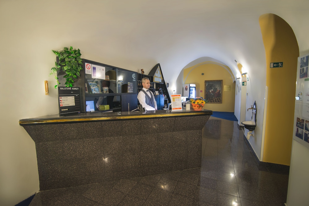 Arkada Hotel 5/56