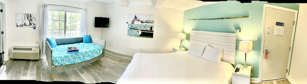 Canalside Inn 16/50