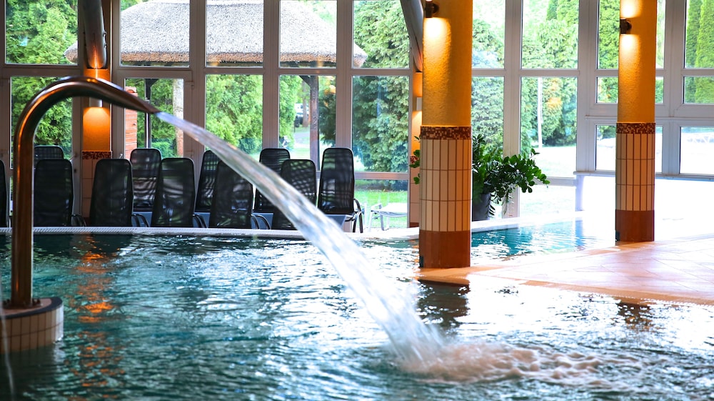 Lotus Therme Hotel And Spa Formerly Rogner Hotel Spa Lotus Therme 74/84