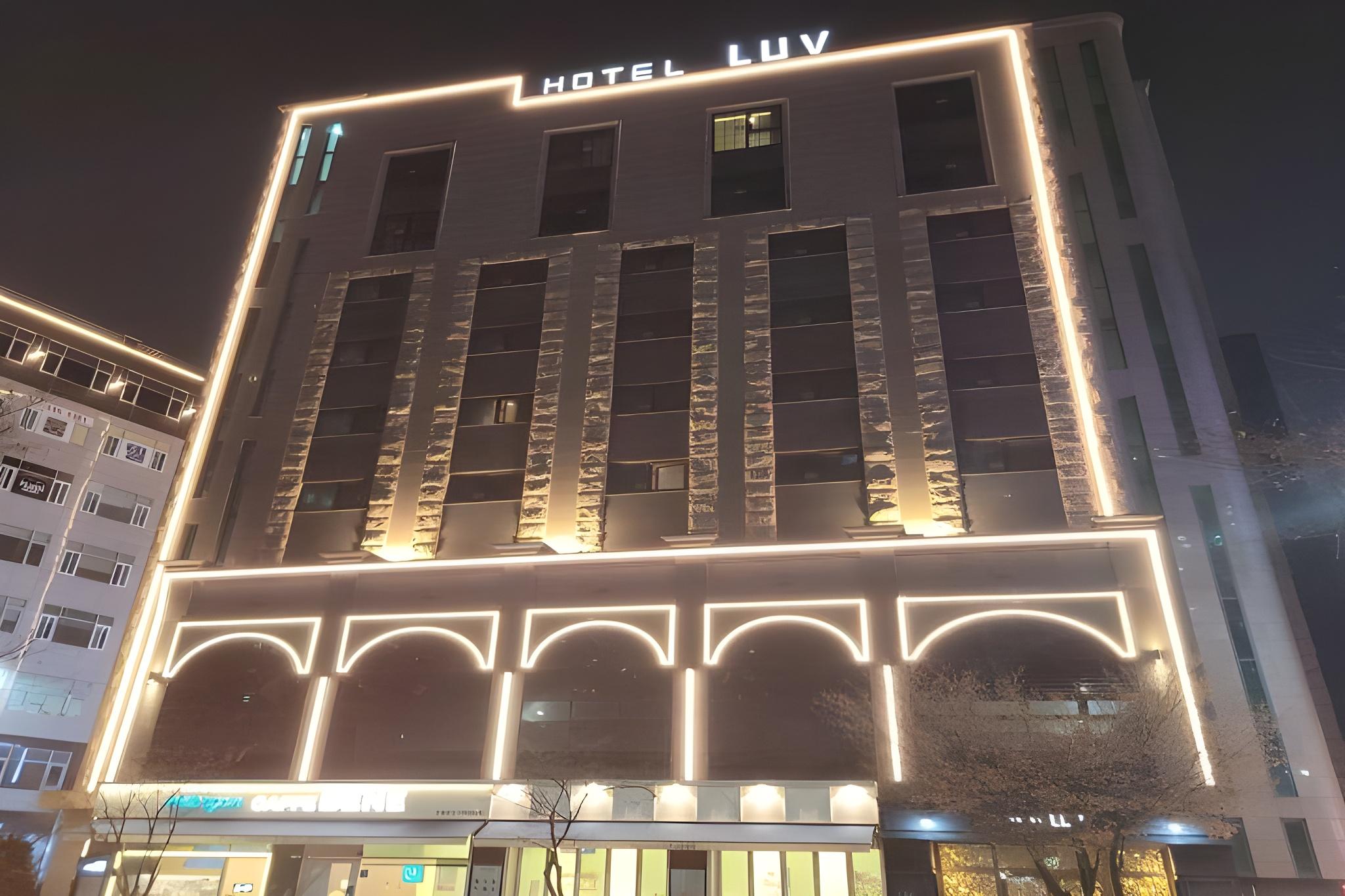 Business Design Hotel LUV 1/98
