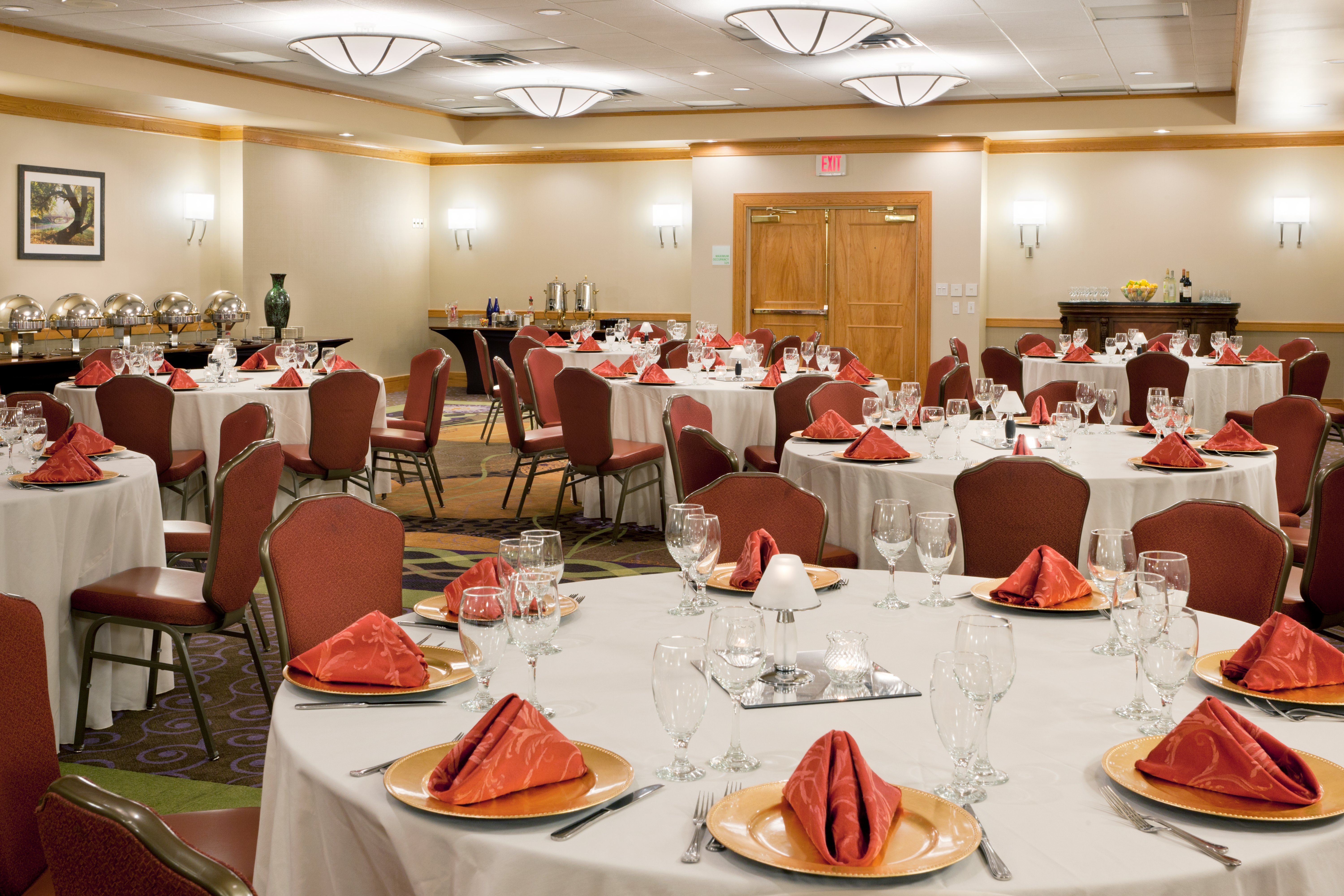 Holiday Inn Clark Newark Area Formerly Crowne Plaza Clark 25/54