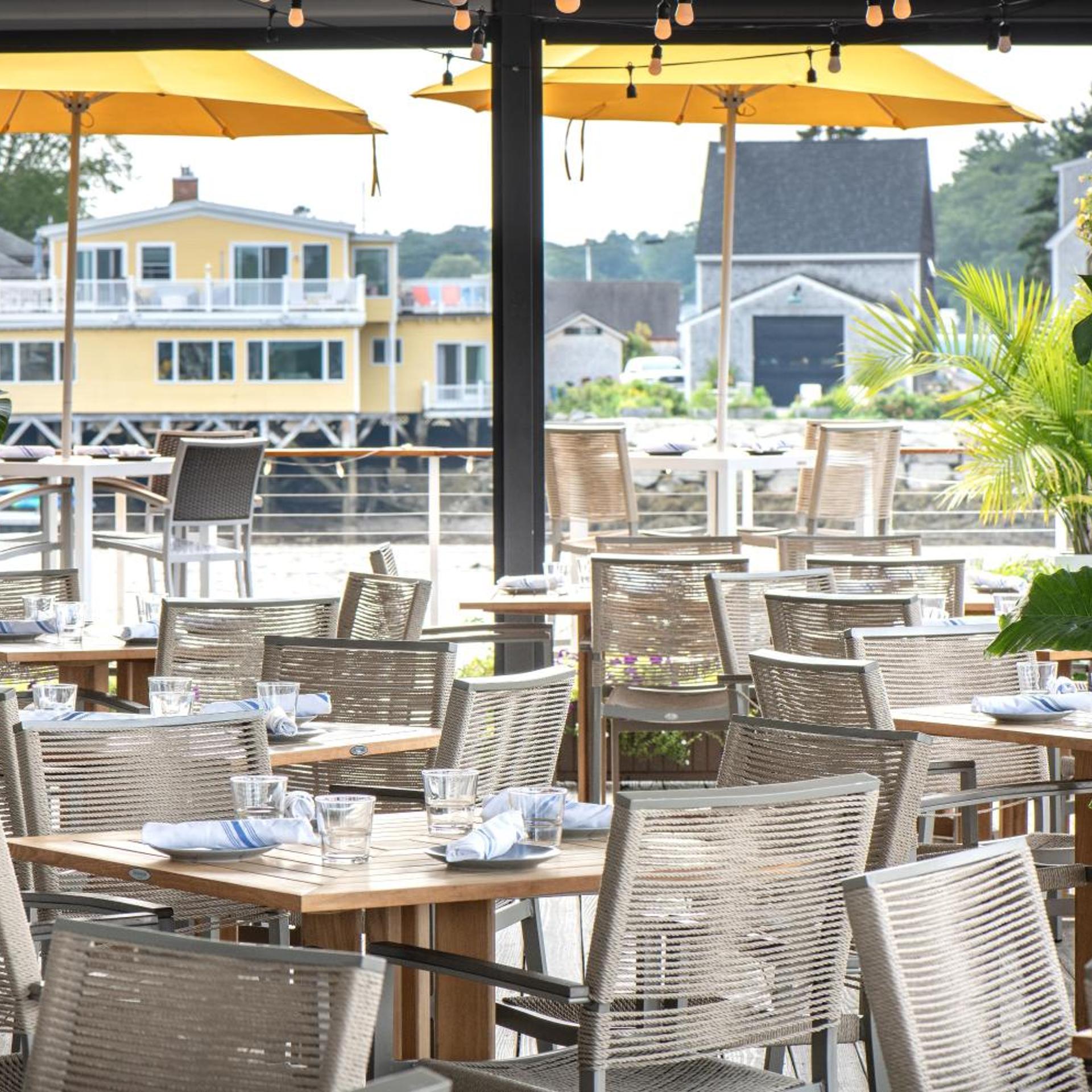 The Boathouse Waterfront Hotel 38/55