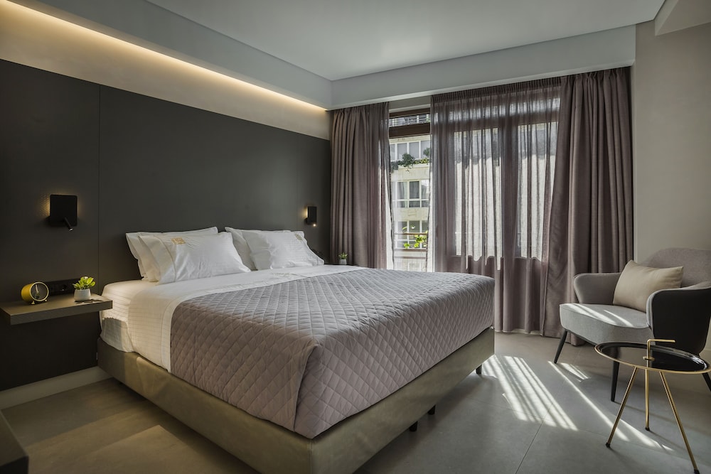 Royalty Hotel Athens 8/37