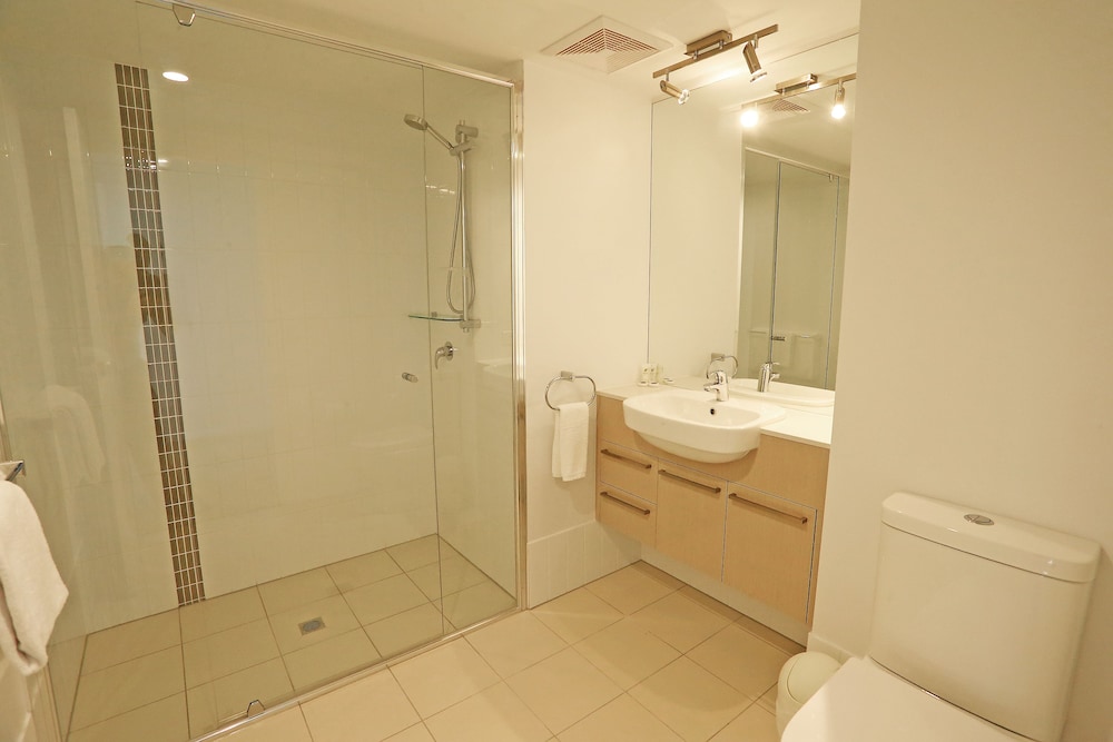Q Resorts Paddington 51/54