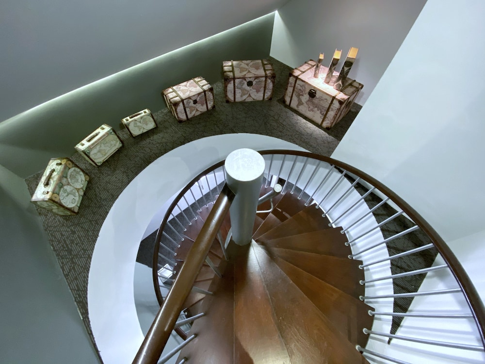 Bliss Hotel Singapore photo3