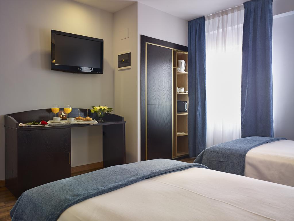 Standard, Single, Twin Beds, Hotel 40 Nudos 2/2
