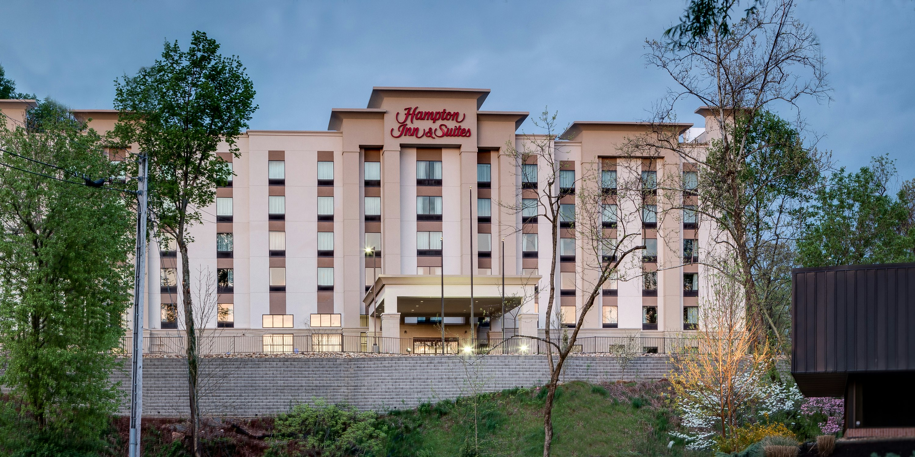 Hampton Inn and Suites Knoxville Papermill Drive 5/41