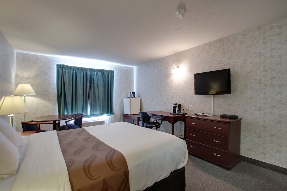 Ramada by Wyndham Nisku 5/36