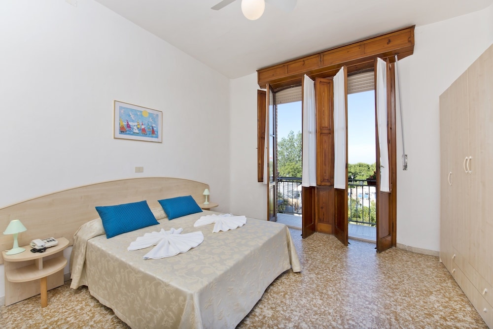 Hotel Stefania 6/36