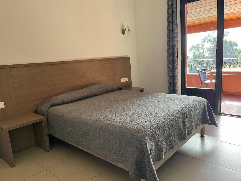 Hotel Corsica 17/50