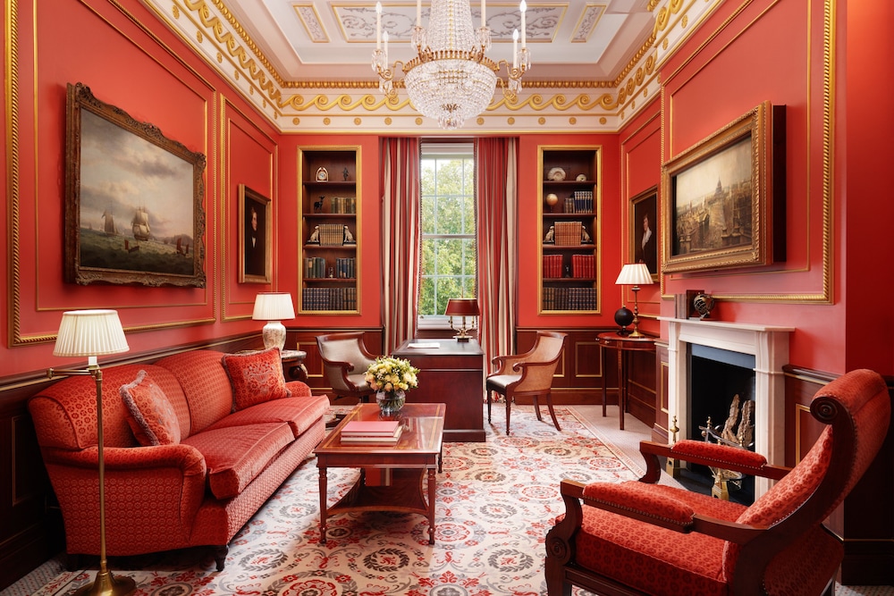 The Lanesborough 50/81