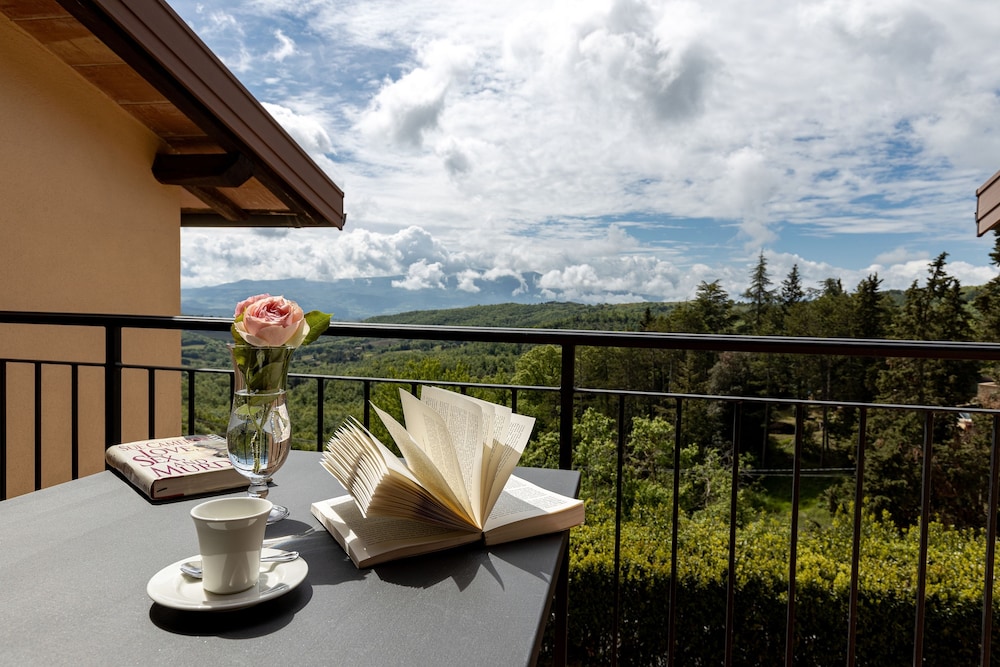 Si Montalcino Hotel & Restaurant 54/68