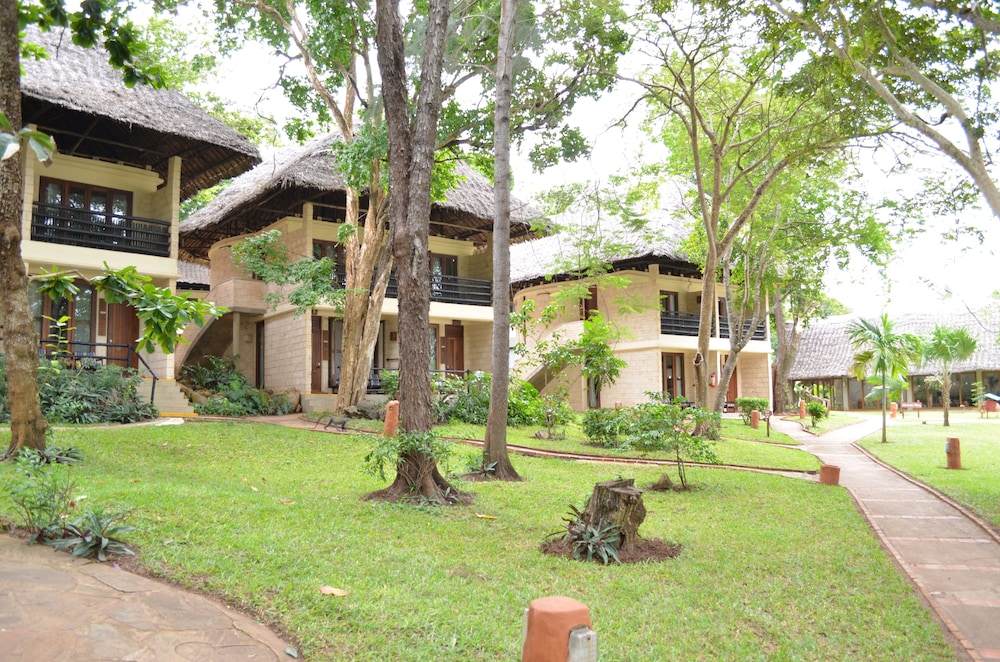 Baobab Beach Resort 64/72
