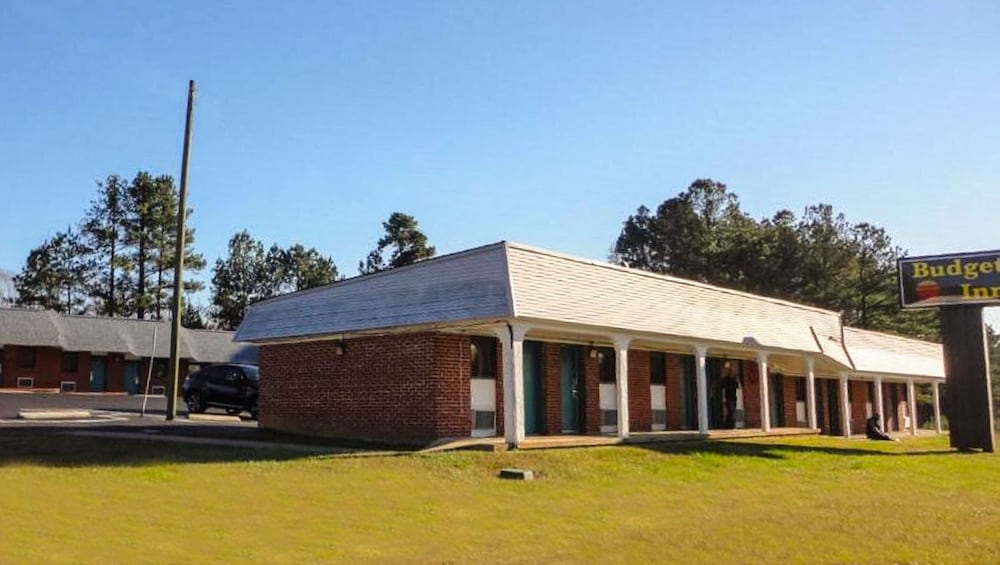 Budget Inn Franklinton 2/34