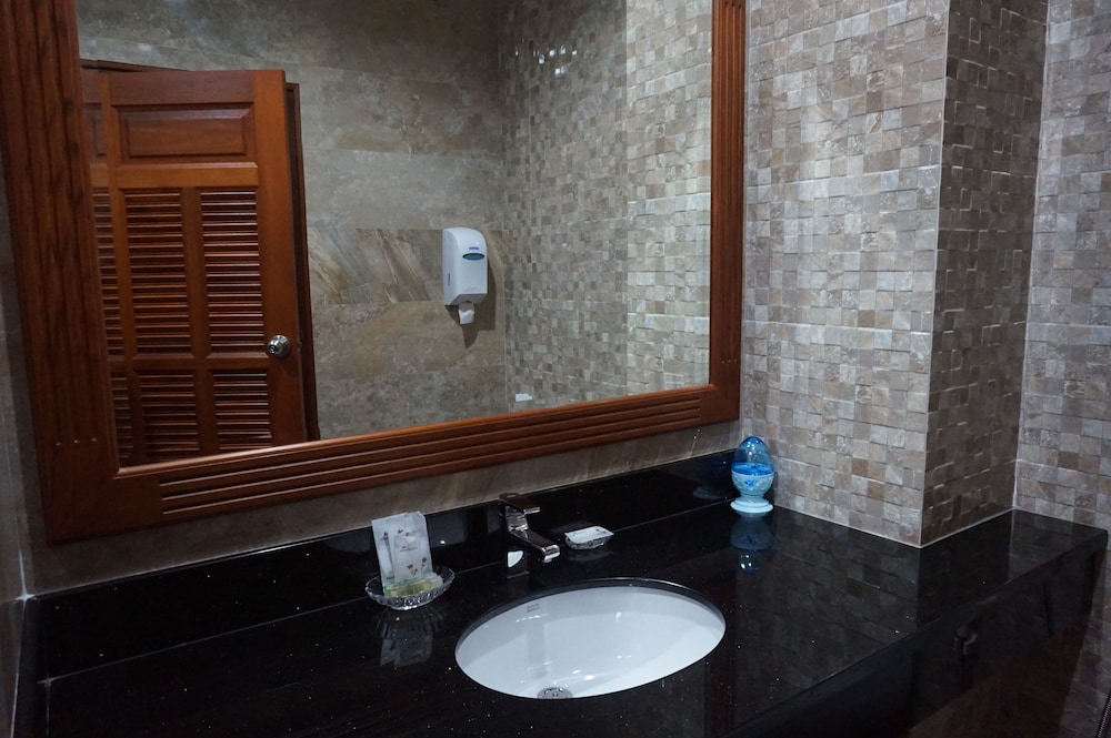 Nartsiri Residence And Hotel 22/35