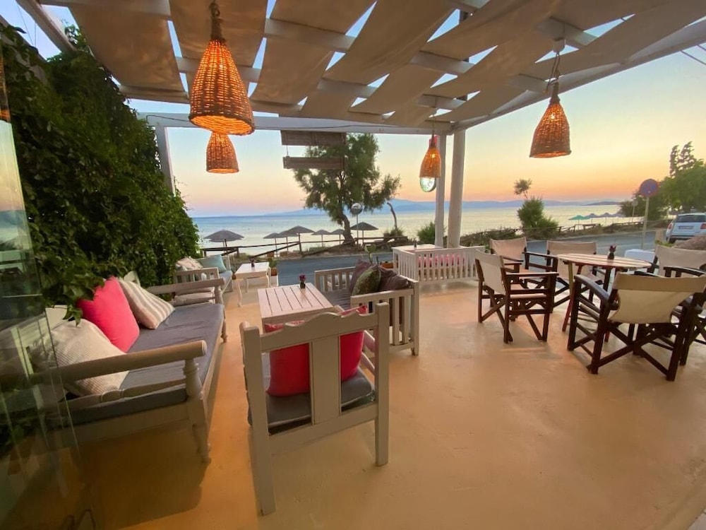 Manios Suites 29/48