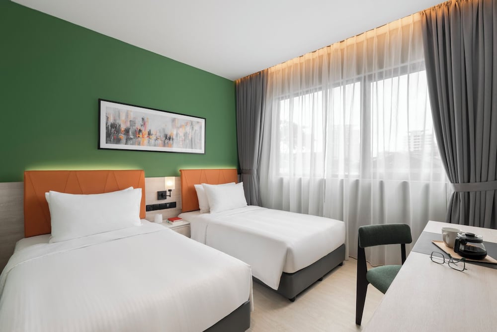 Block, Deluxe, Studio, Twin Beds