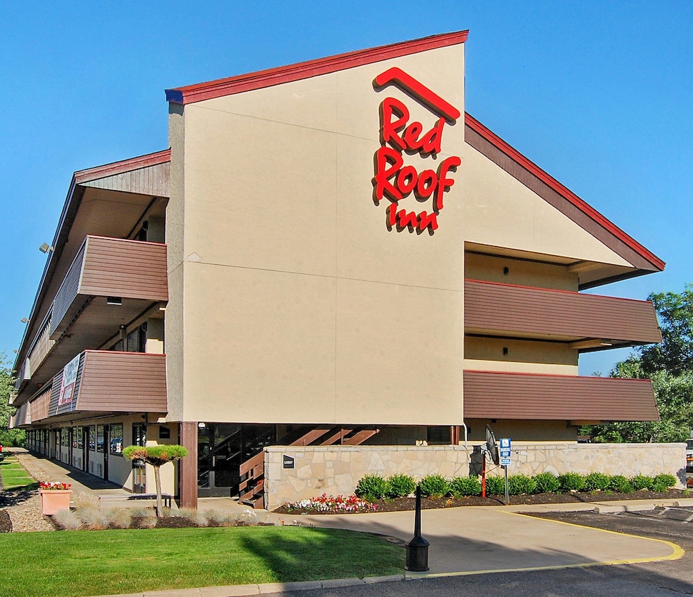 Red Roof Inn Akron South 1/24