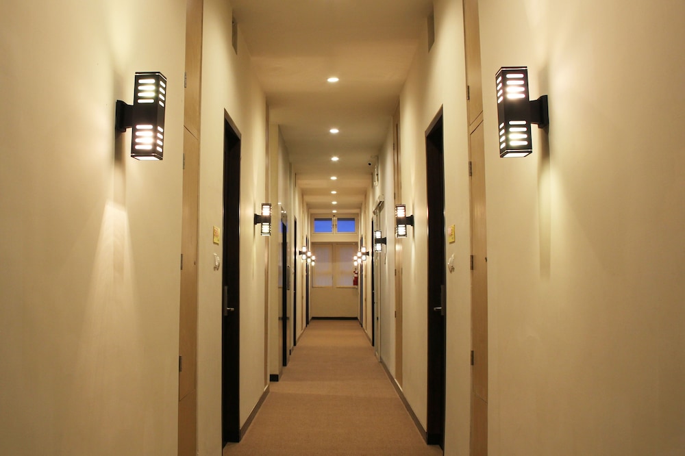Luxpoint Hotel Surabaya 22/34