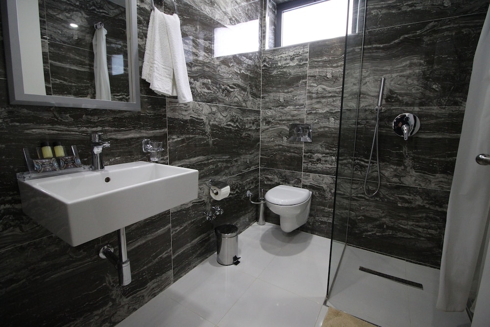 Hotel Julia 29/33