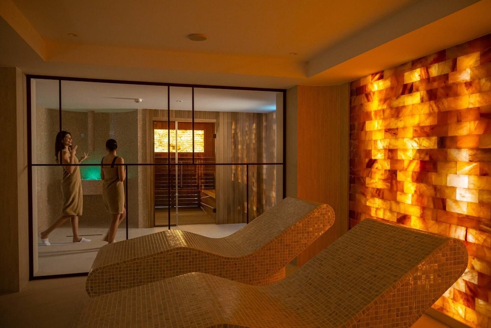 New Montana Hotel 26/50