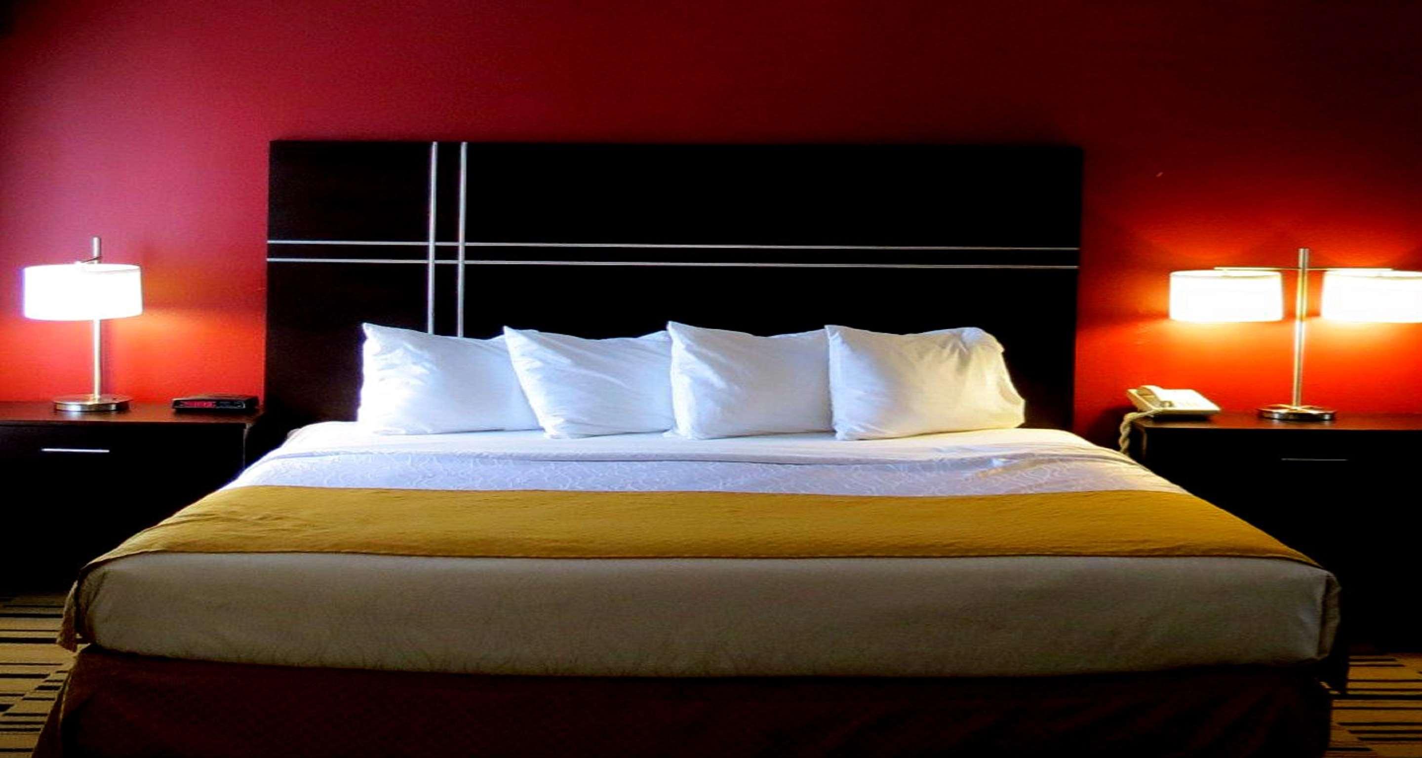 جناح بسرير كينج، Best Western Shippensburg Hotel 4/10